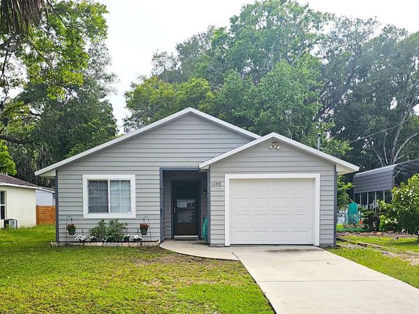 1688 Montgomery Avenue, Holly Hill, FL 32117