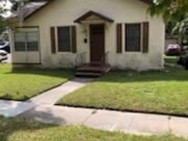 211 Live Oak Avenue, Daytona Beach, FL 32114