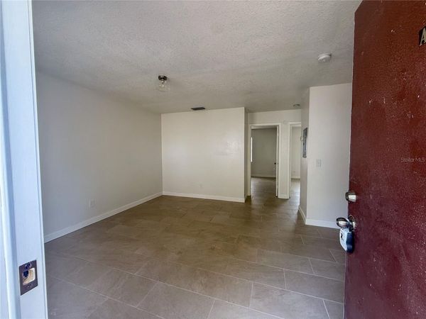 7517 LAKESHORE DRIVE , Unit A, TAMPA, FL 33604