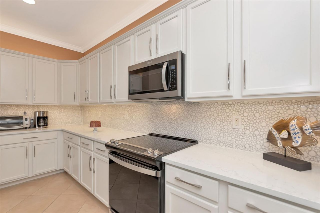 7109 Quiet Creek Drive, Bradenton, FL 34212 Photo