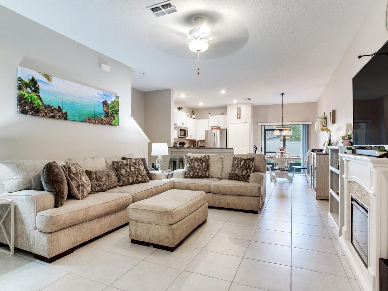 2561 Charlan Court , Holiday, FL 34690 Photo