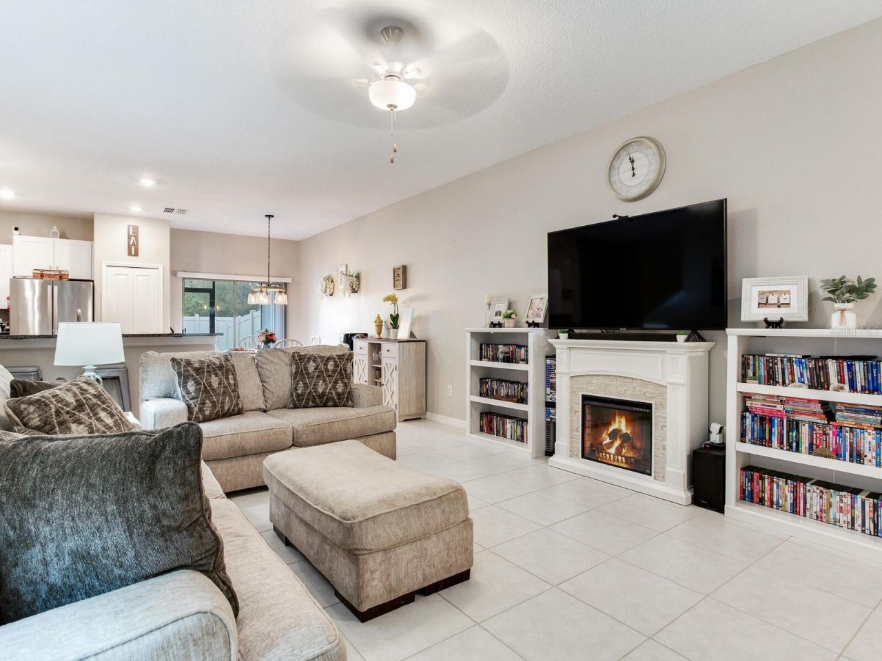 2561 Charlan Court , Holiday, FL 34690 Photo