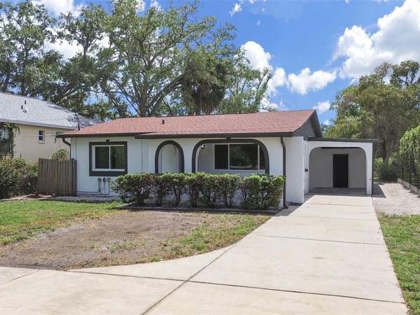 8914 MEMORIAL HIGHWAY, TAMPA, FL 33615