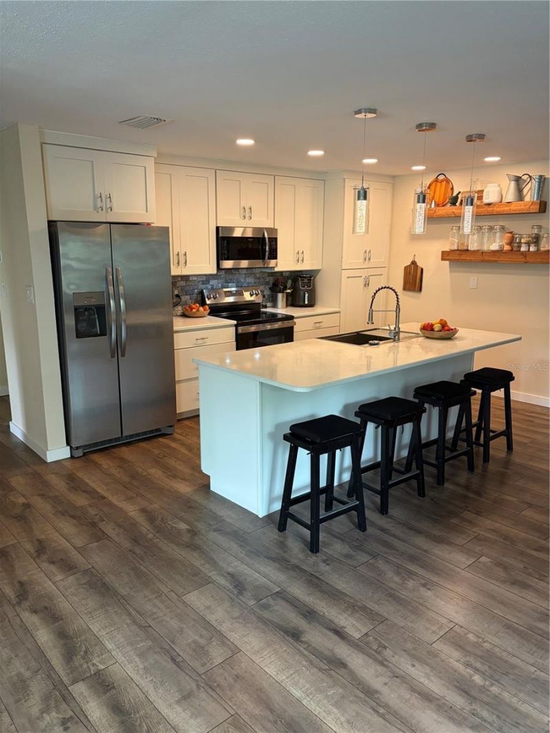 8914 Memorial Highway , Tampa, FL 33615 Photo