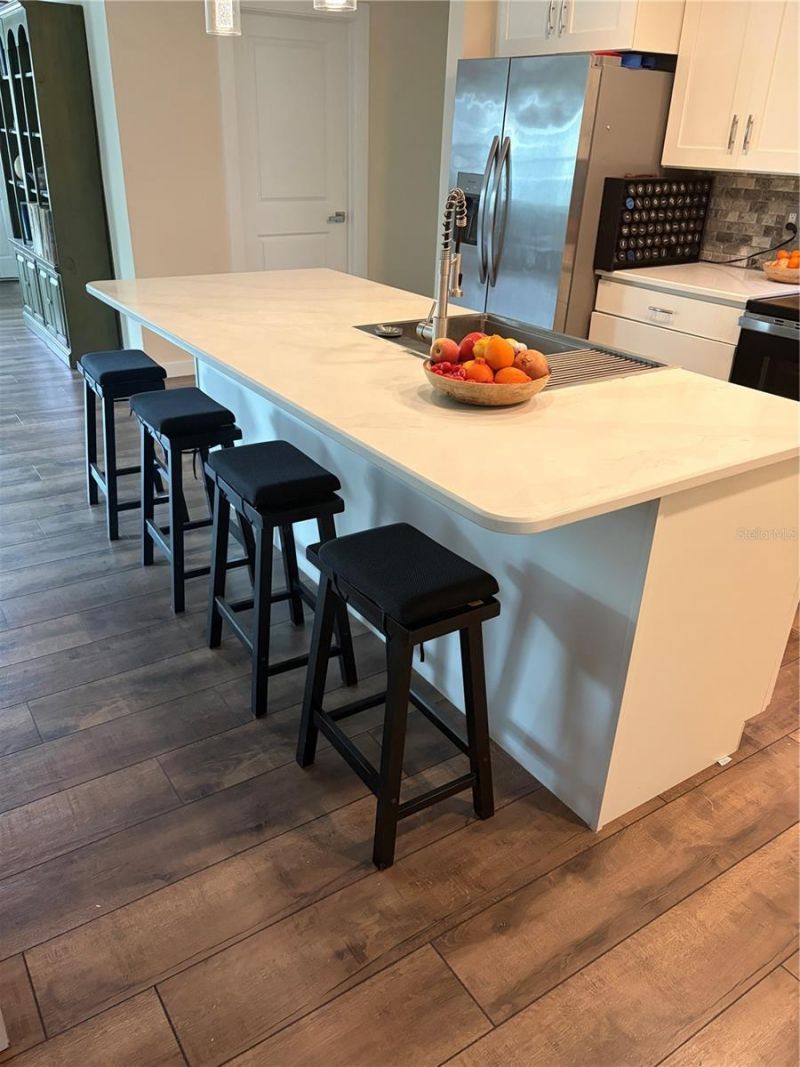 8914 Memorial Highway , Tampa, FL 33615 Photo