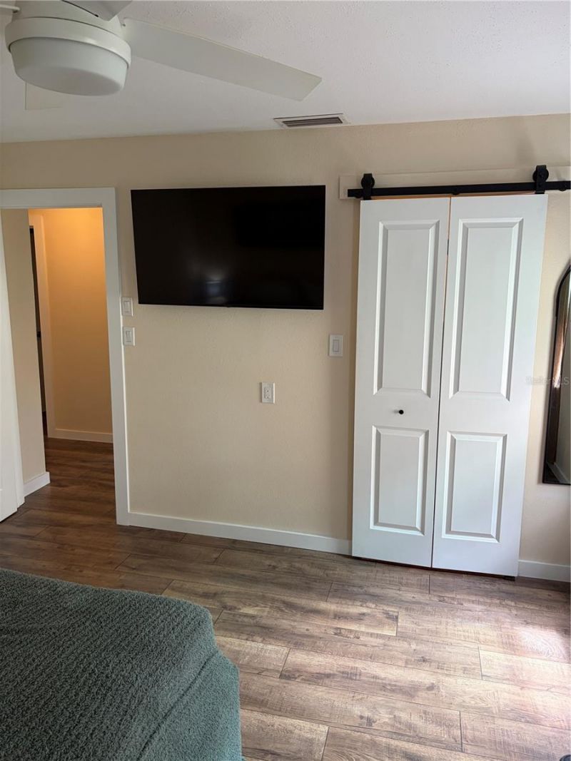 8914 Memorial Highway , Tampa, FL 33615 Photo