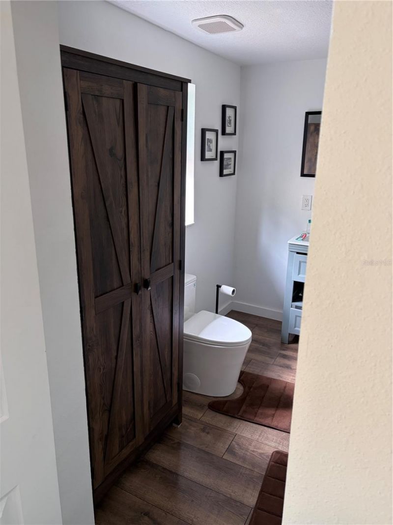 8914 Memorial Highway , Tampa, FL 33615 Photo