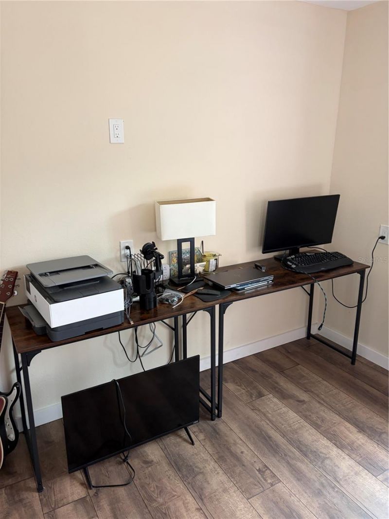 8914 Memorial Highway , Tampa, FL 33615 Photo