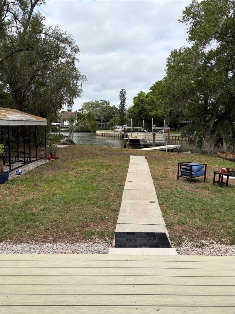 8914 Memorial Highway , Tampa, FL 33615 Photo