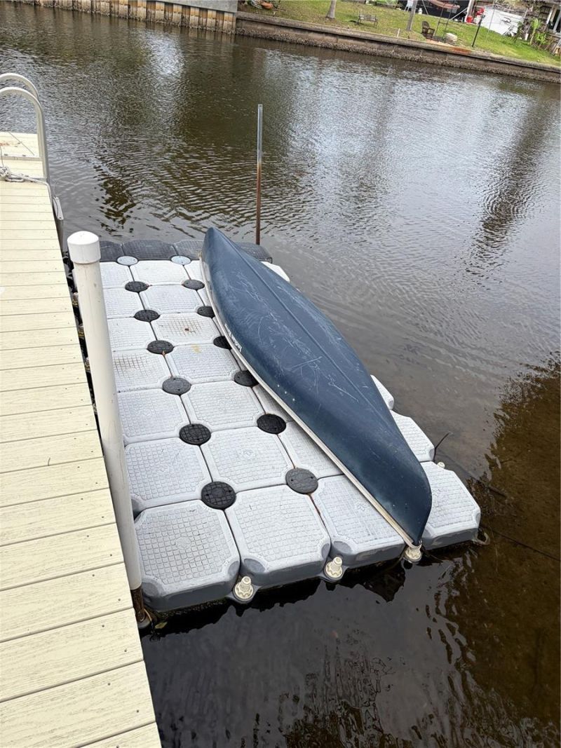 8914 Memorial Highway , Tampa, FL 33615 Photo