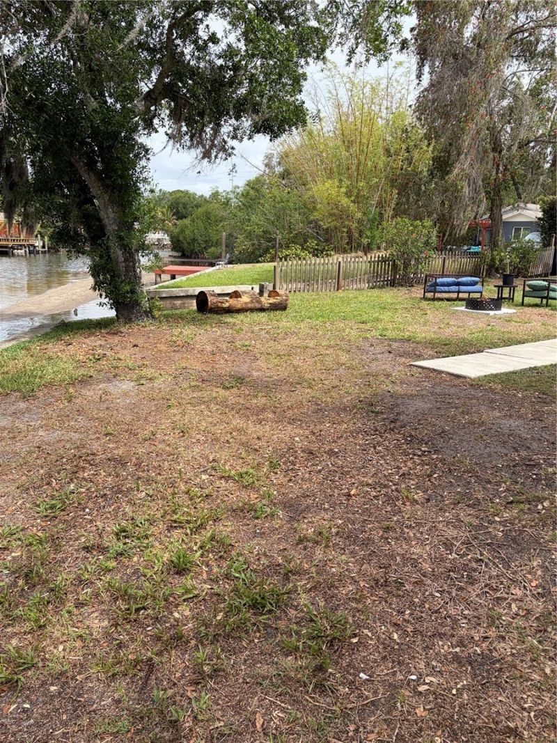 8914 Memorial Highway , Tampa, FL 33615 Photo