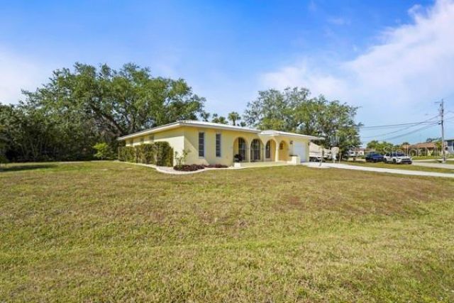 18399 Burkholder Circle, Port Charlotte, FL 33948 Photo