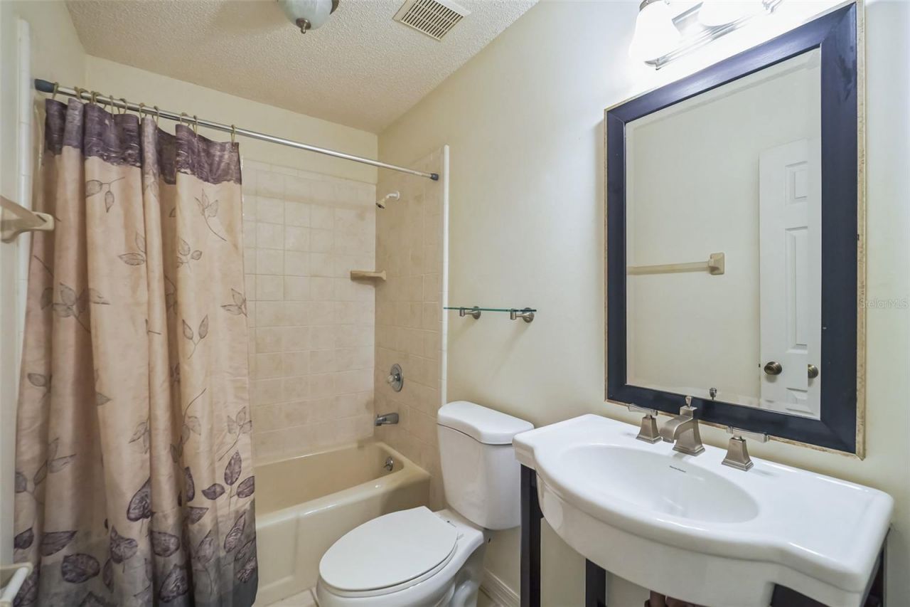 2249 Cypress Cove Drive , Unit E-3, Tavares, FL 32778 Photo