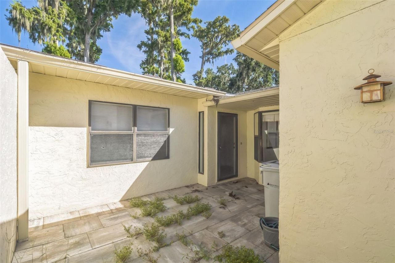 2249 Cypress Cove Drive , Unit E-3, Tavares, FL 32778 Photo