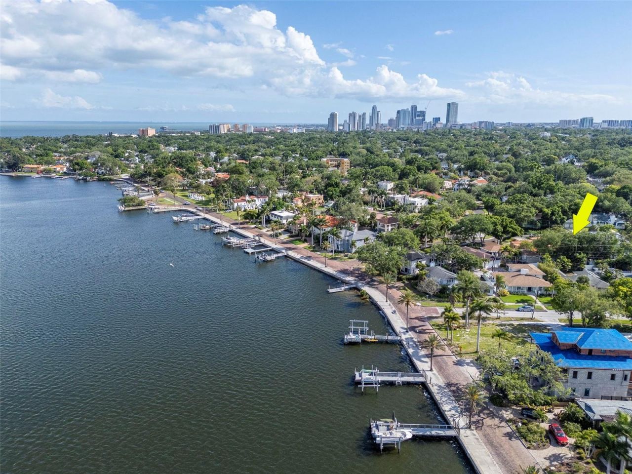 135 25th Avenue Ne, Saint Petersburg, FL 33704 Photo