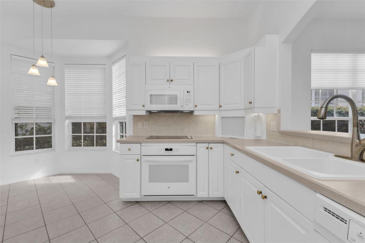 878 Chalmers Drive, Unit 878, Venice, FL 34293 Photo