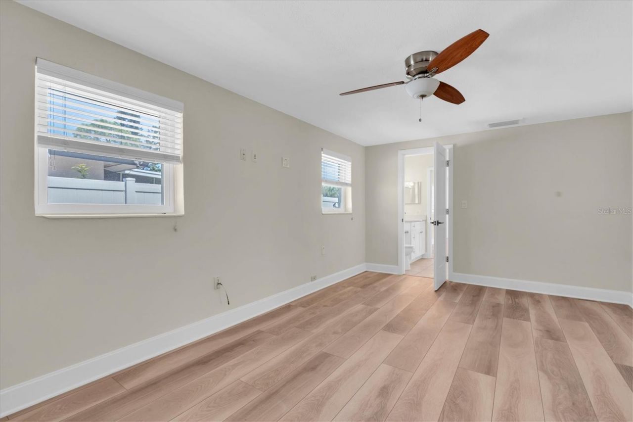 4801 Shore Acres Boulevard Ne, Saint Petersburg, FL 33703 Photo