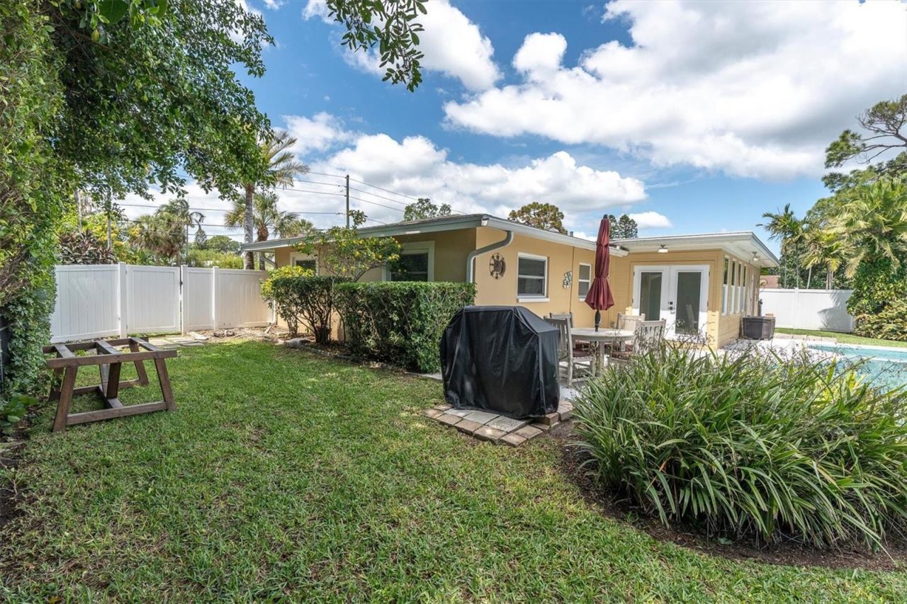 4801 Shore Acres Boulevard Ne, Saint Petersburg, FL 33703 Photo