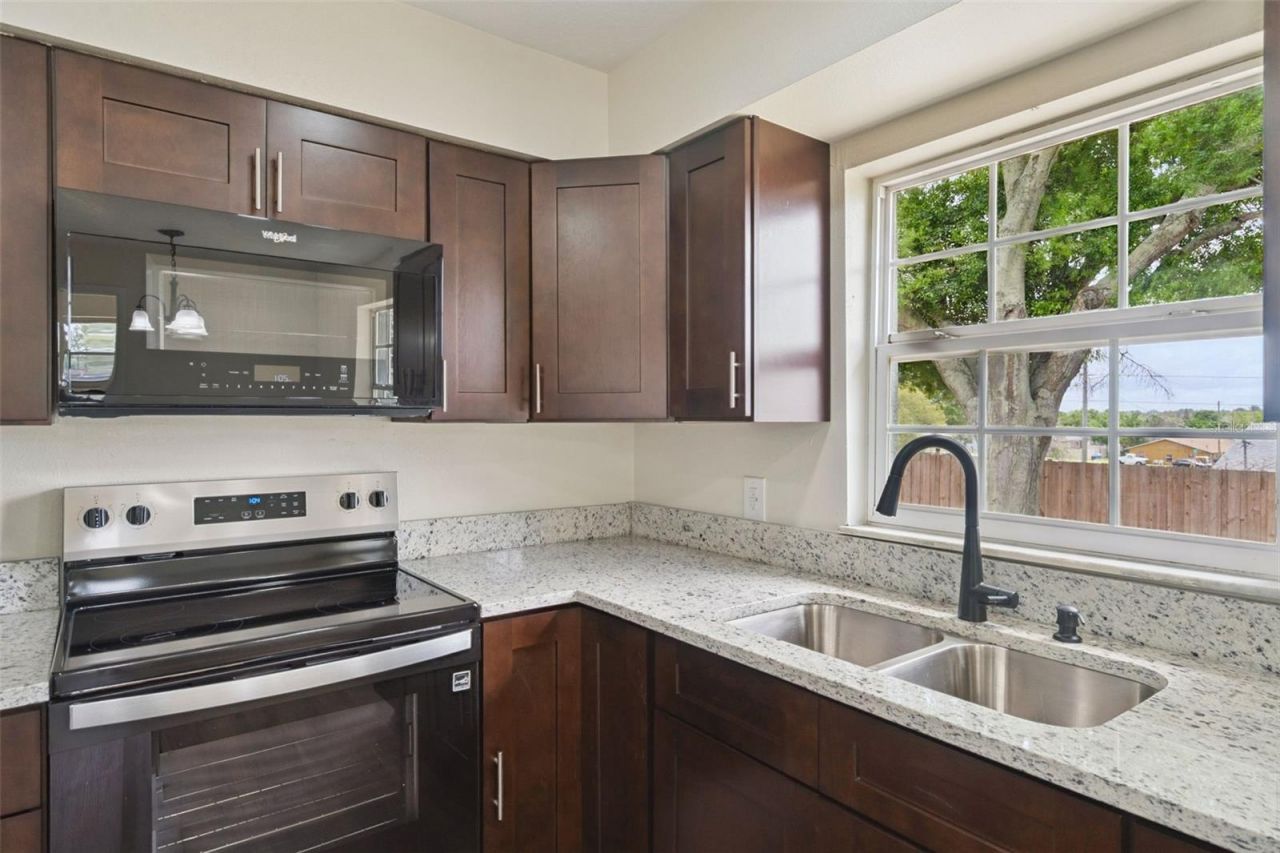 1109 Valencia Avenue, Haines City, FL 33844 Photo