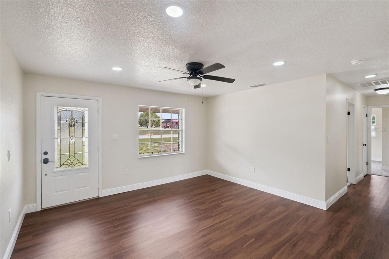 1109 Valencia Avenue, Haines City, FL 33844 Photo