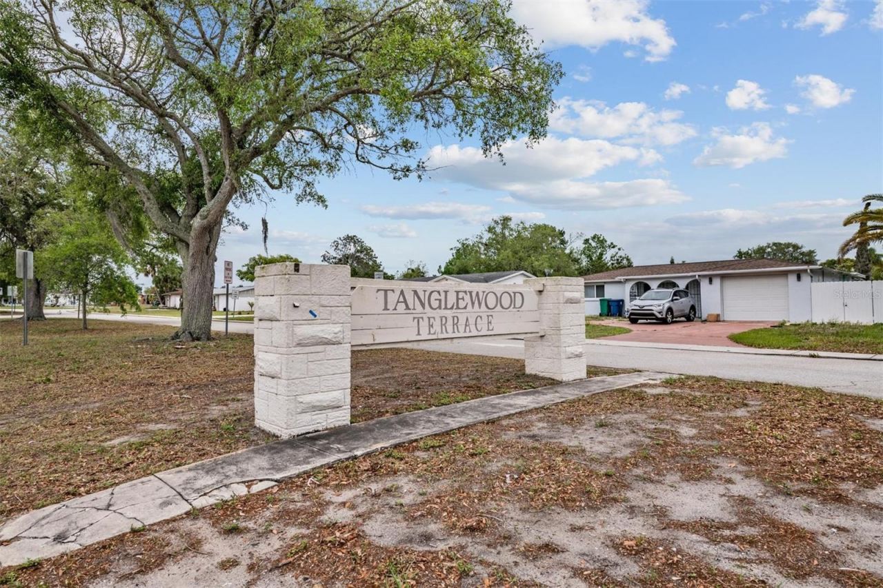 5255 School Road , New Port Richey, FL 34653 Photo