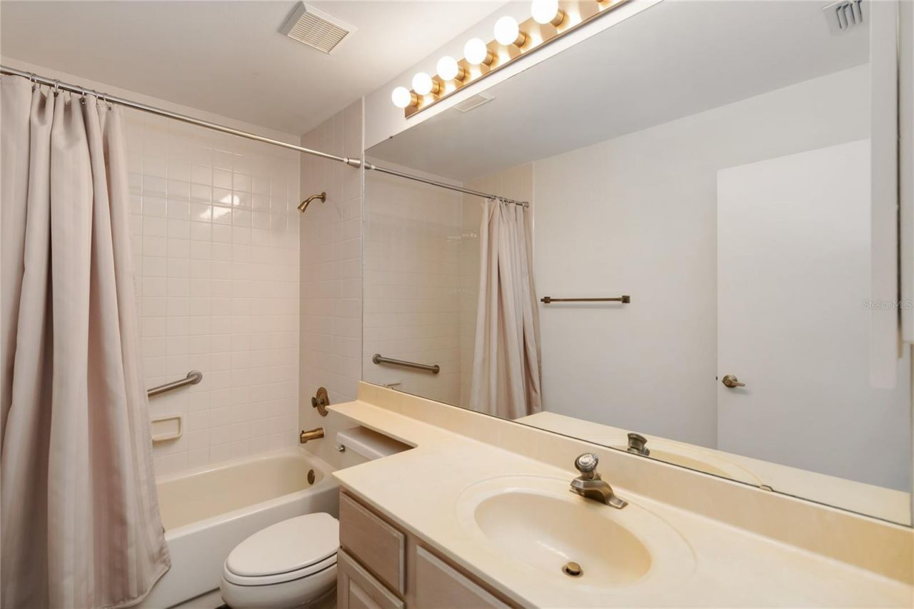 11530 Pumpkin Seed Court , Orlando, FL 32821 Photo