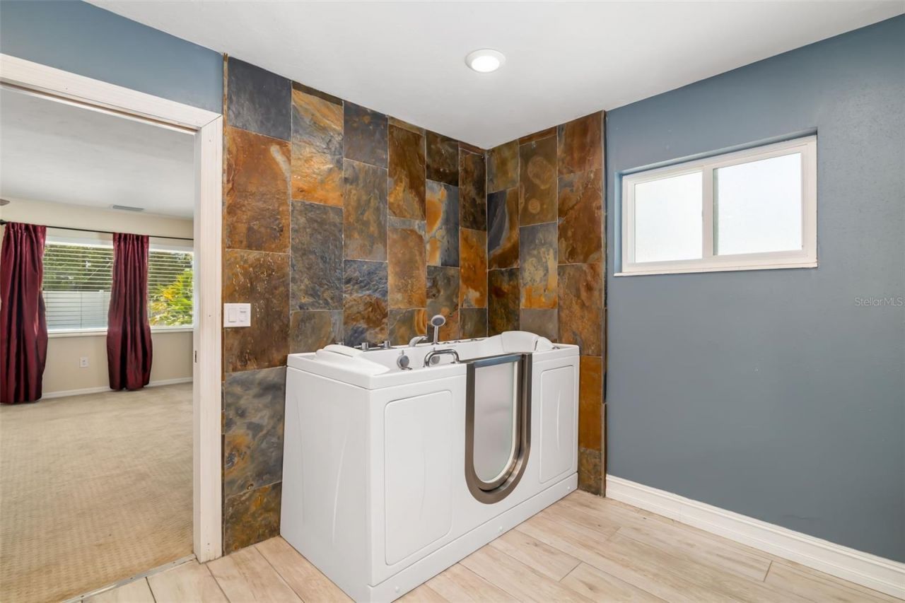 4158 Prudence Drive , Sarasota, FL 34235 Photo