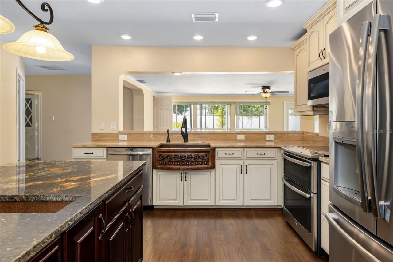 4158 Prudence Drive , Sarasota, FL 34235 Photo