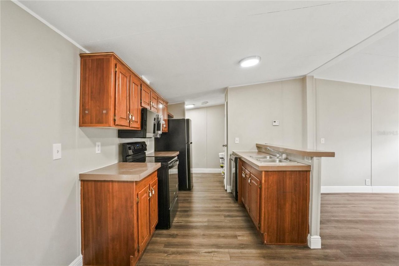 128 Pernell Johnson Drive , Seffner, FL 33584 Photo