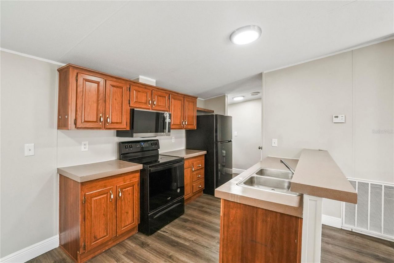 128 Pernell Johnson Drive , Seffner, FL 33584 Photo