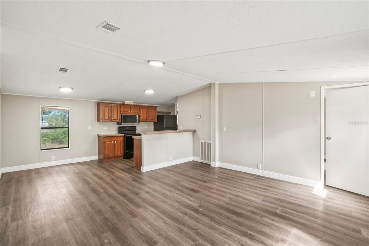 128 Pernell Johnson Drive , Seffner, FL 33584 Photo