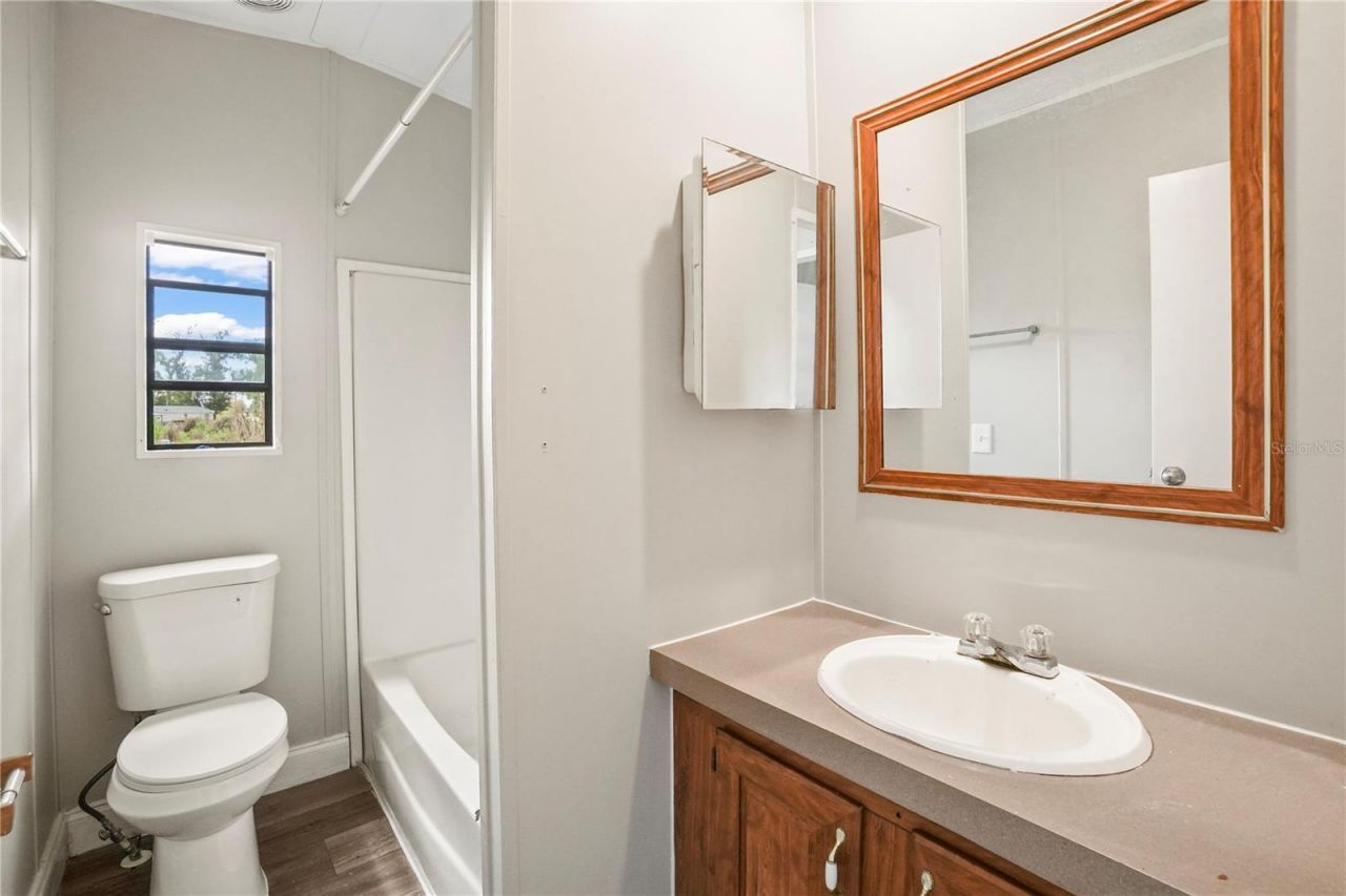 128 Pernell Johnson Drive , Seffner, FL 33584 Photo