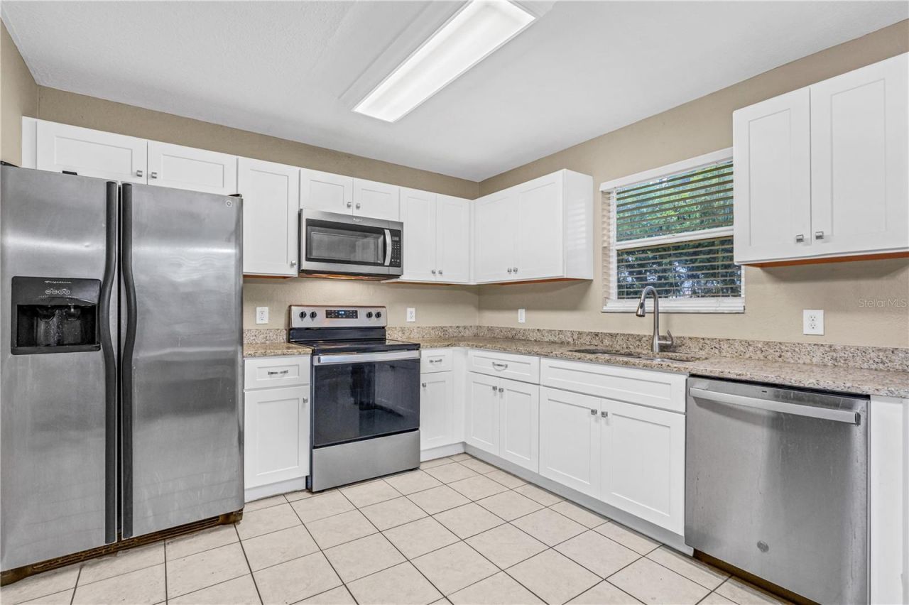 240 Newcomb Street, New Smyrna Beach, FL 32168 Photo