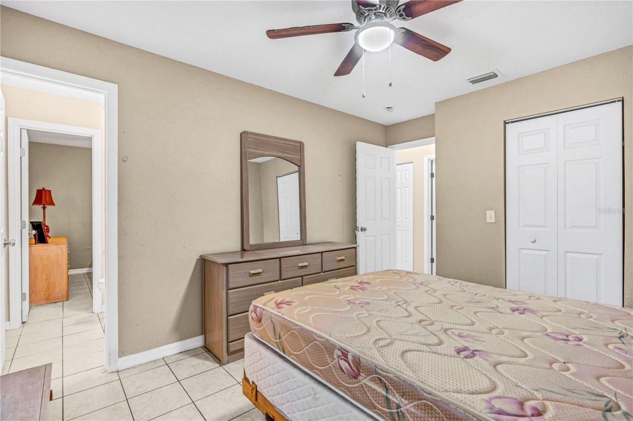 240 Newcomb Street, New Smyrna Beach, FL 32168 Photo