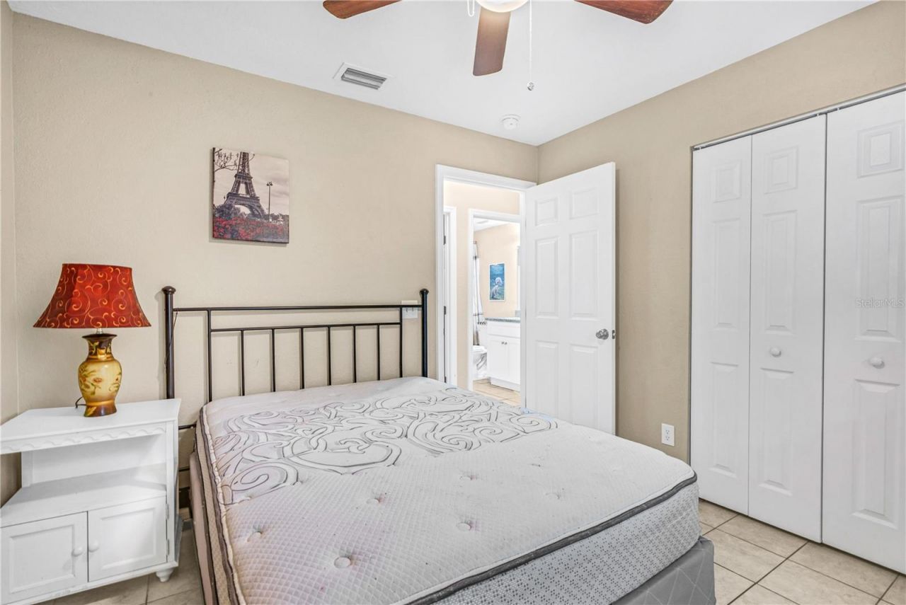 240 Newcomb Street, New Smyrna Beach, FL 32168 Photo
