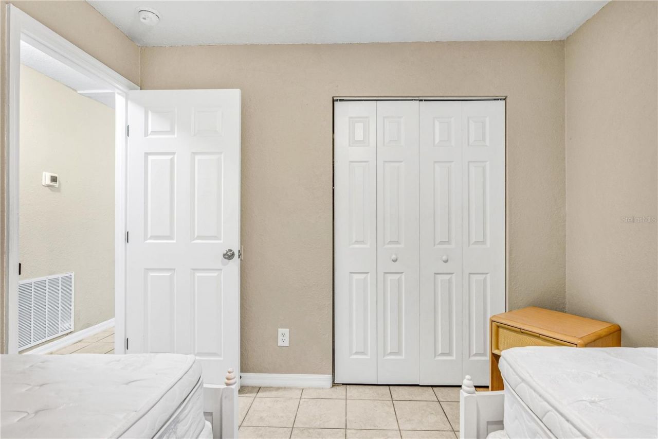 240 Newcomb Street, New Smyrna Beach, FL 32168 Photo