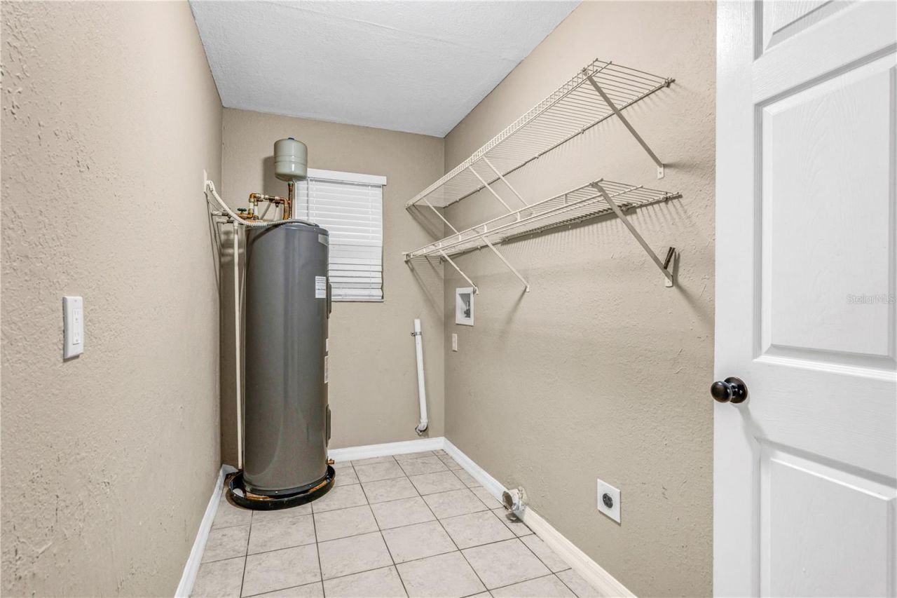240 Newcomb Street, New Smyrna Beach, FL 32168 Photo