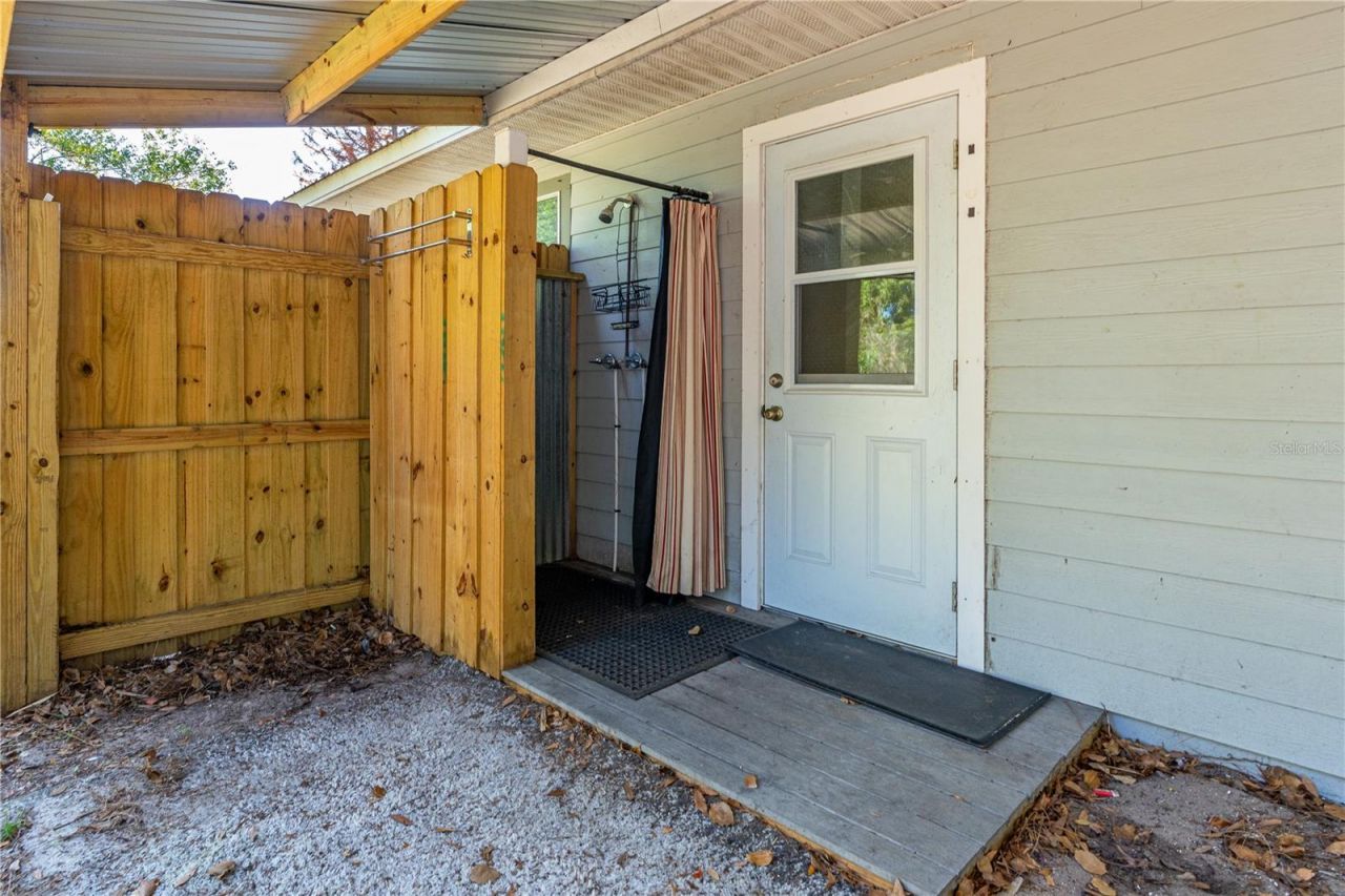 240 Newcomb Street, New Smyrna Beach, FL 32168 Photo