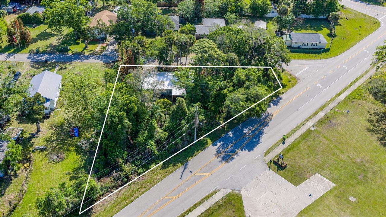 240 Newcomb Street, New Smyrna Beach, FL 32168 Photo