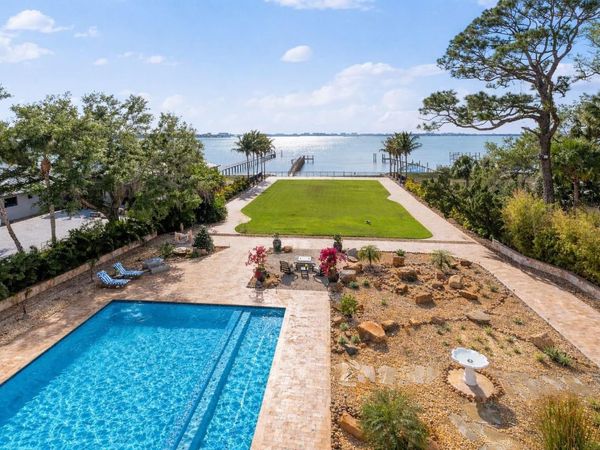 2000 PARK STREET N, ST PETERSBURG, FL 33710