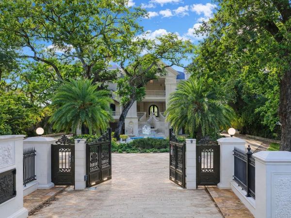 2000 PARK STREET N, ST PETERSBURG, FL 33710