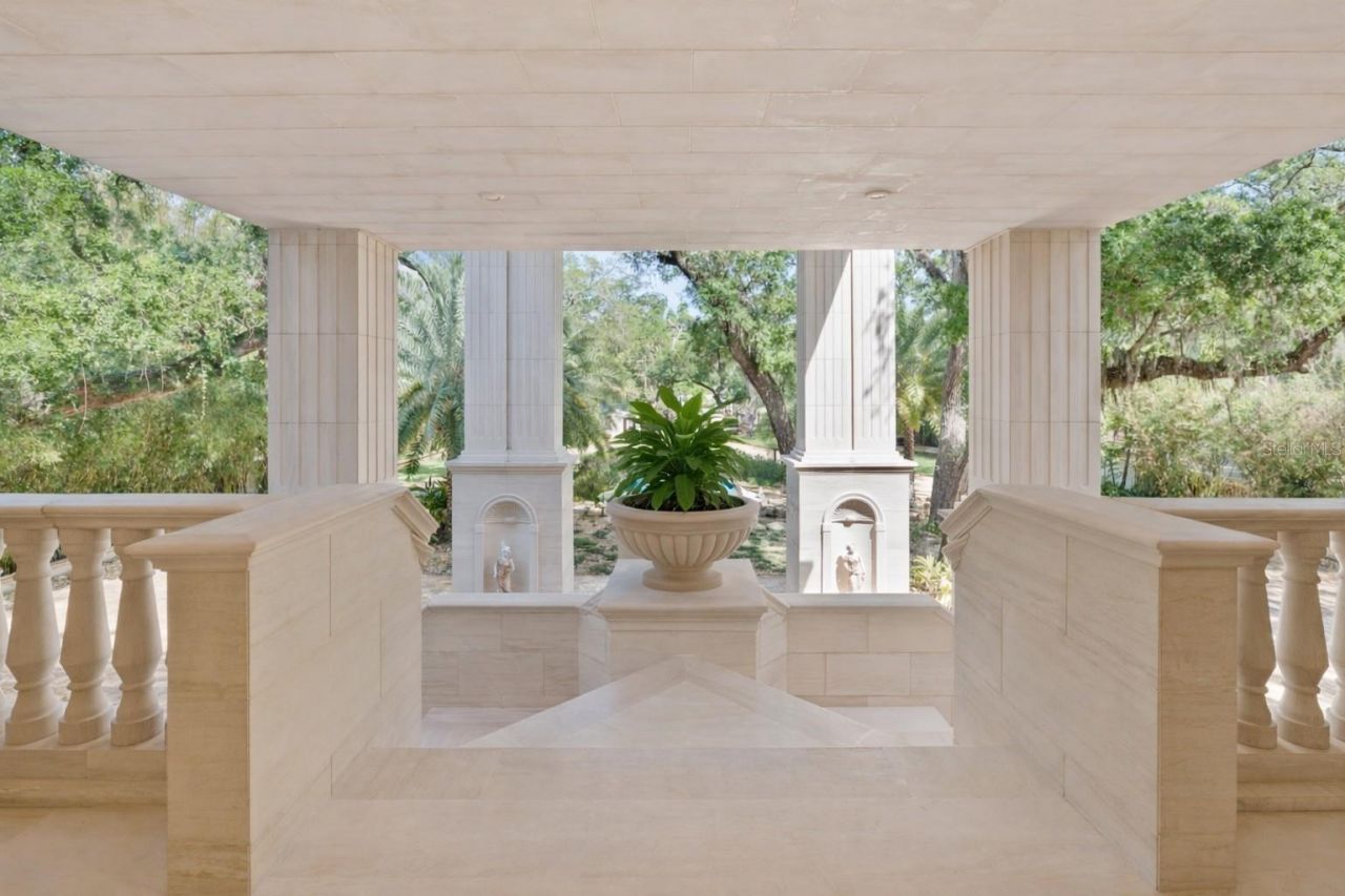 2000 Park Street N, Saint Petersburg, FL 33710 Photo