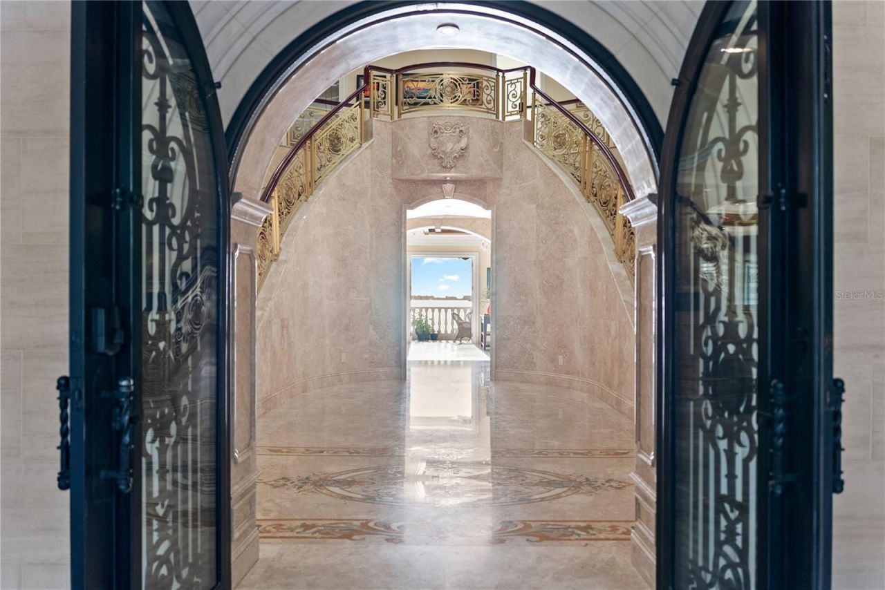 2000 Park Street N, Saint Petersburg, FL 33710 Photo