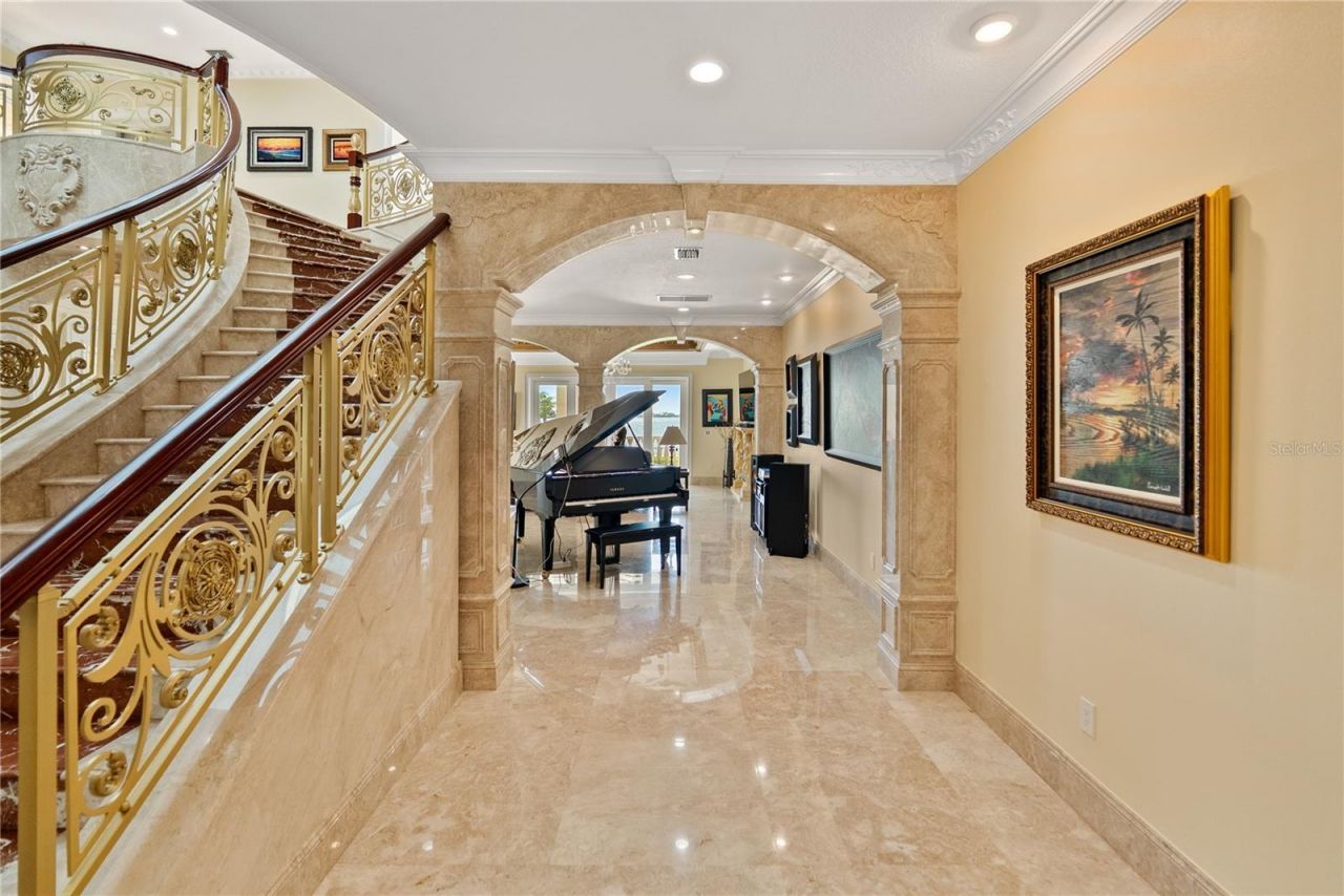 2000 Park Street N, Saint Petersburg, FL 33710 Photo