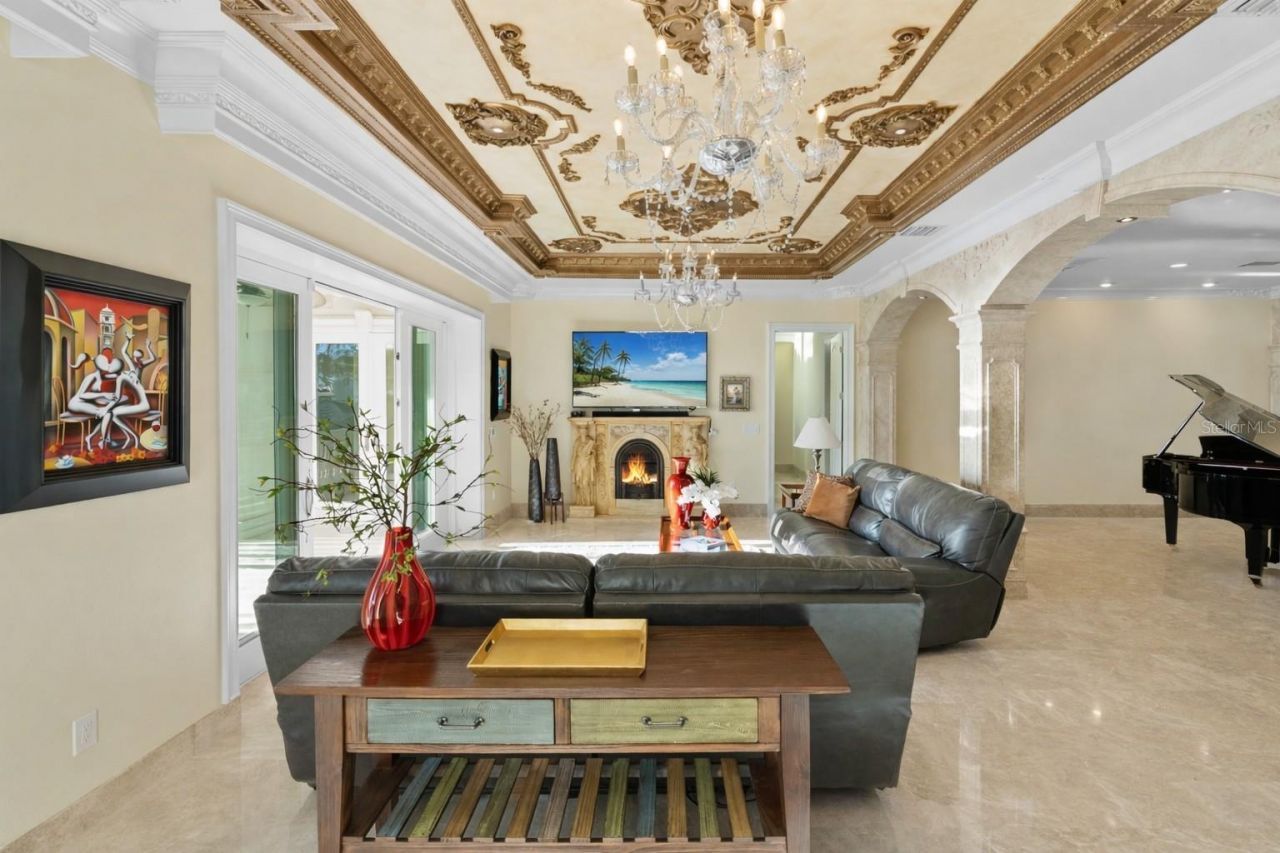 2000 Park Street N, Saint Petersburg, FL 33710 Photo