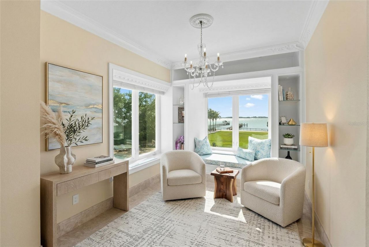 2000 Park Street N, Saint Petersburg, FL 33710 Photo