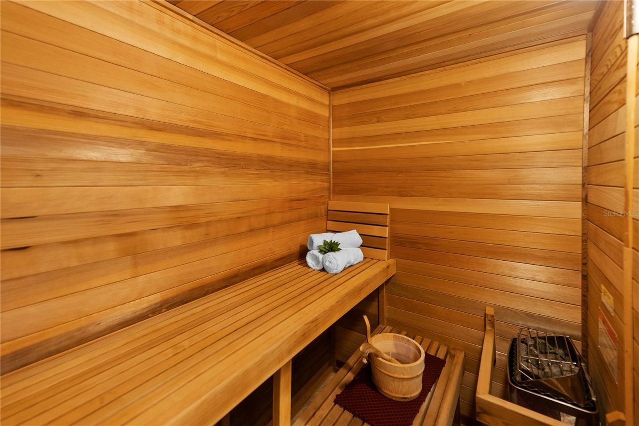 2000 Park Street N, Saint Petersburg, FL 33710 Photo