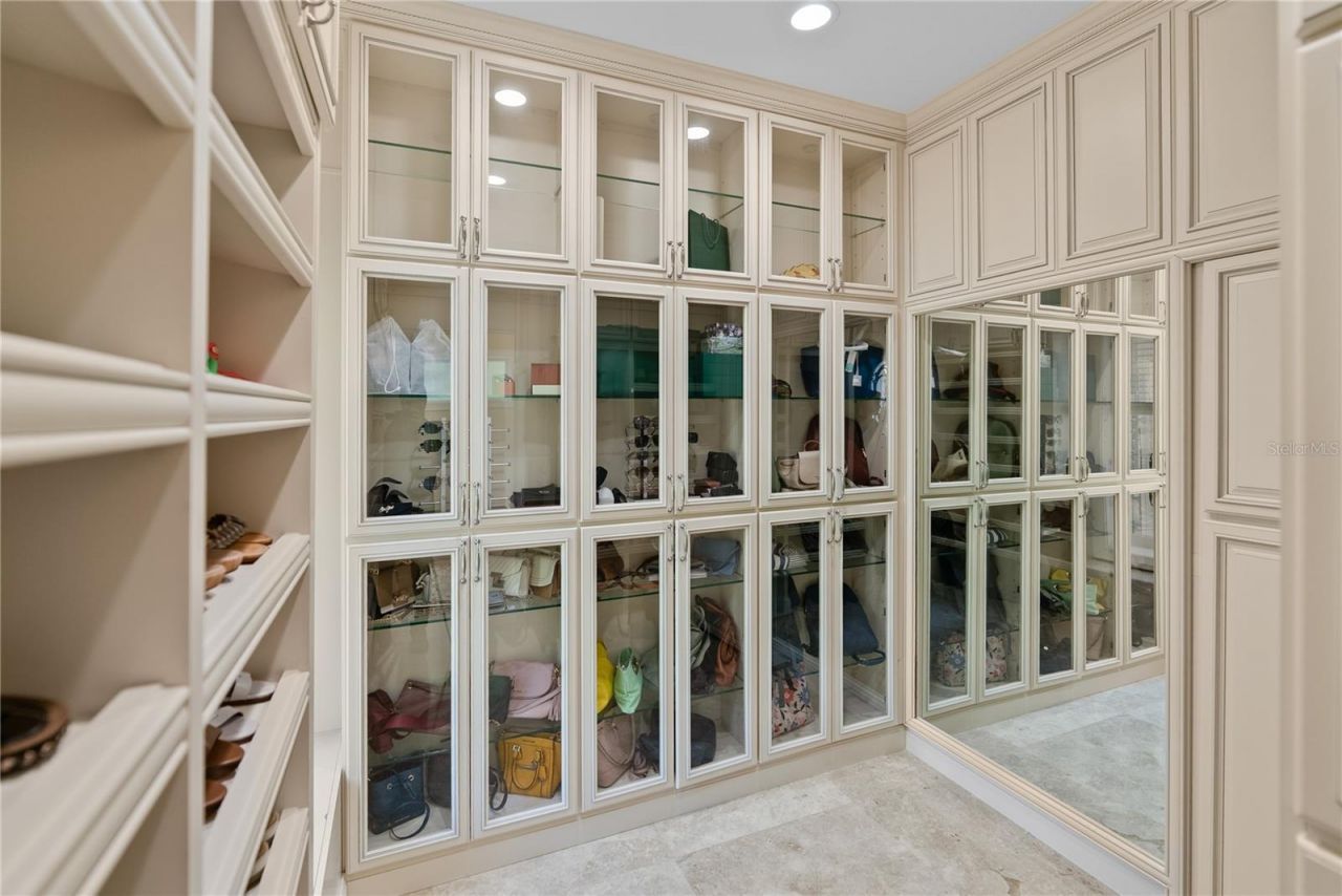 2000 Park Street N, Saint Petersburg, FL 33710 Photo