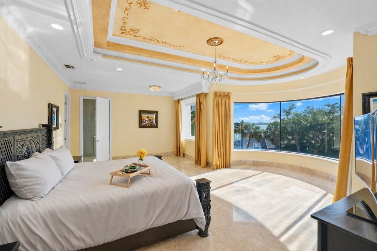 2000 Park Street N, Saint Petersburg, FL 33710 Photo