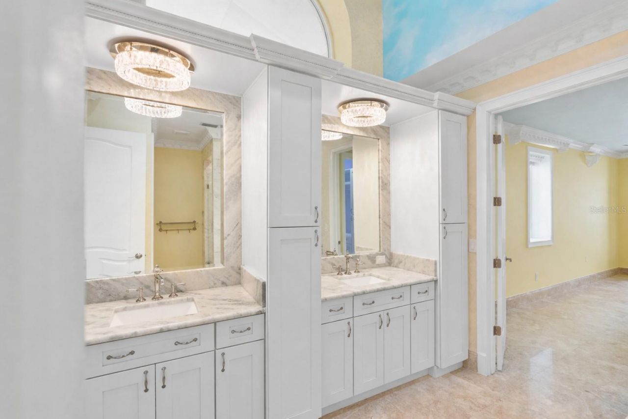 2000 Park Street N, Saint Petersburg, FL 33710 Photo